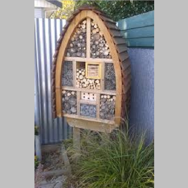 Insect_Hotel_11.jpg