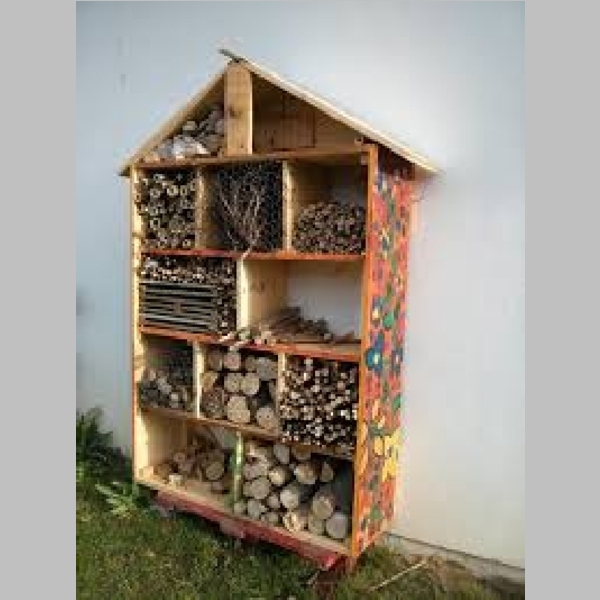 Insect_Hotel_7.jpg